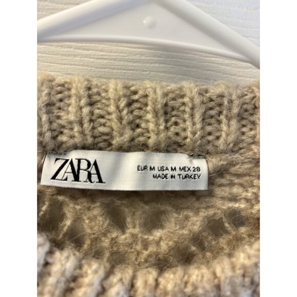 Zara Cream Crochet Knit Sweater Size Medium Bell Sleeve - Picture 2 of 7